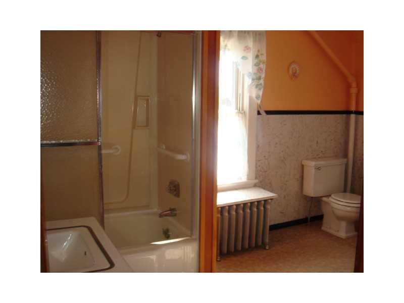 280 Michaels Road Meyersdale, PA 15552 - Photo 12 of 21 Full Bath.