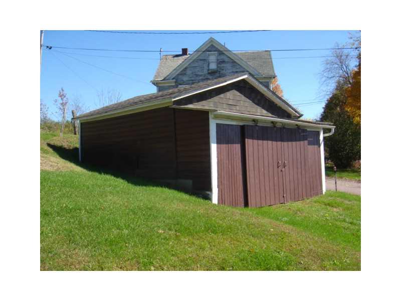 280 Michaels Road Meyersdale, PA 15552 - Photo 19 of 21 Parking Lot/Garage.
