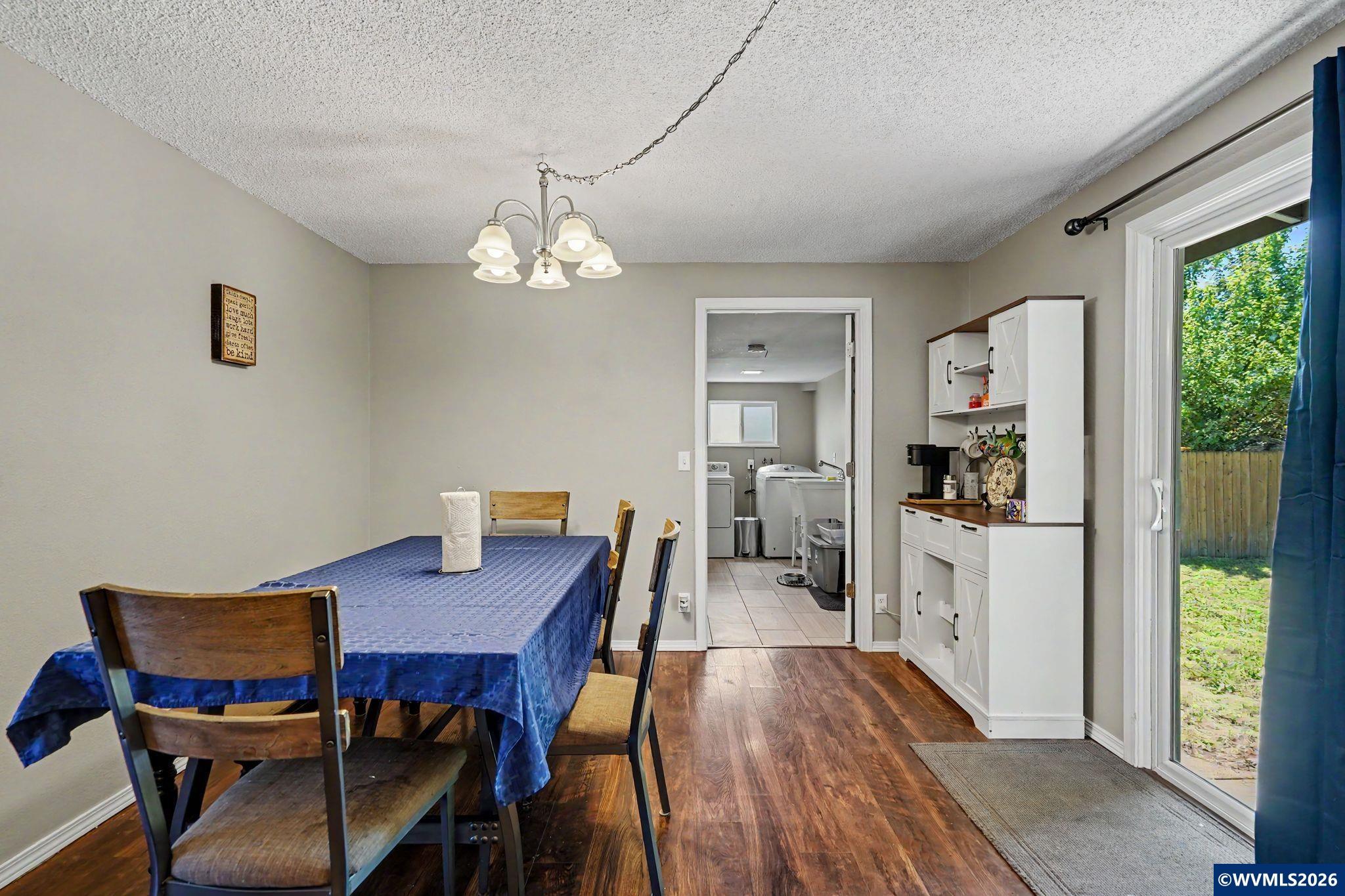 460 North 12th Street Independence, OR 97351 - Photo 11 of 34