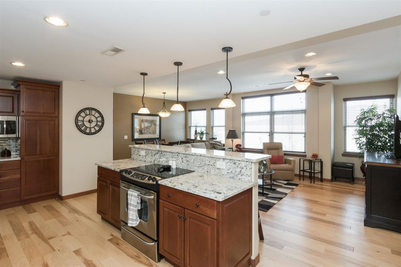 845 Quarry Road, Unit 212 Coralville, IA 52241 - Photo 10 of 31 Gallery Image 10