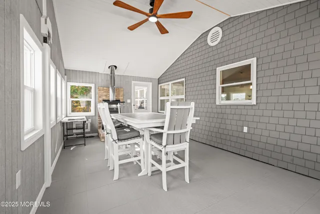 a view of parking area