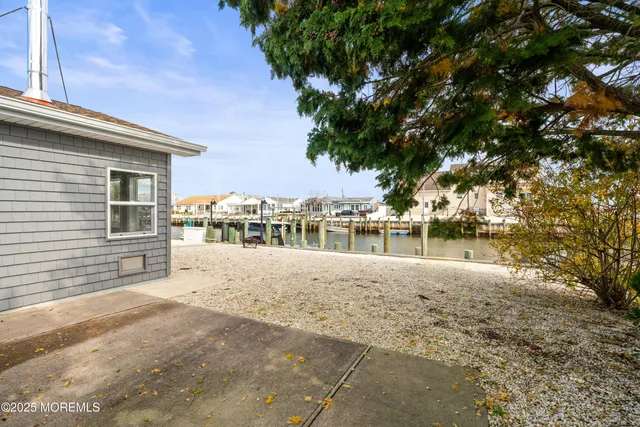 $699,900 | 21 Peg Leg Way, Waretown, NJ 08758