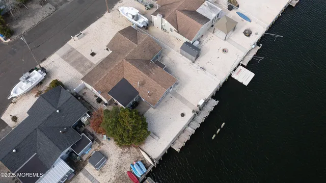 $699,900 | 21 Peg Leg Way, Waretown, NJ 08758