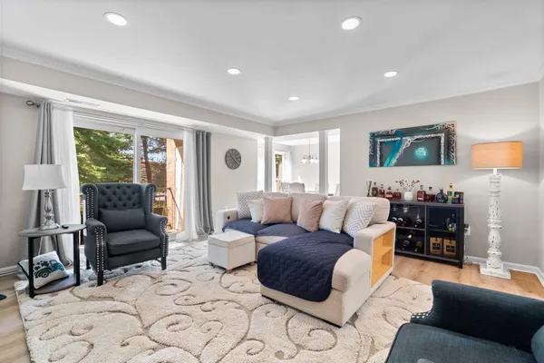 $232,500 | 838 Quince Orchard Boulevard, Unit 102, Gaithersburg, MD 20878