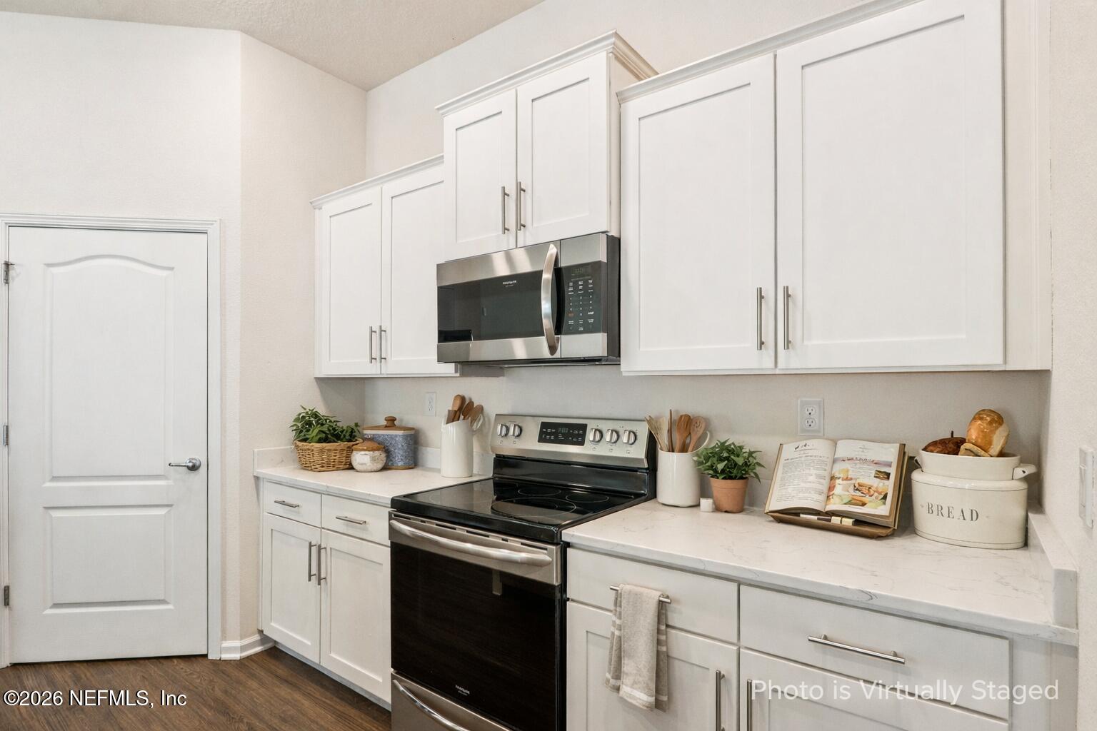 4090 Spring Creek Lane Middleburg, FL 32068 - Photo 11 of 32 Kitchen - Photo is Virtually Staged