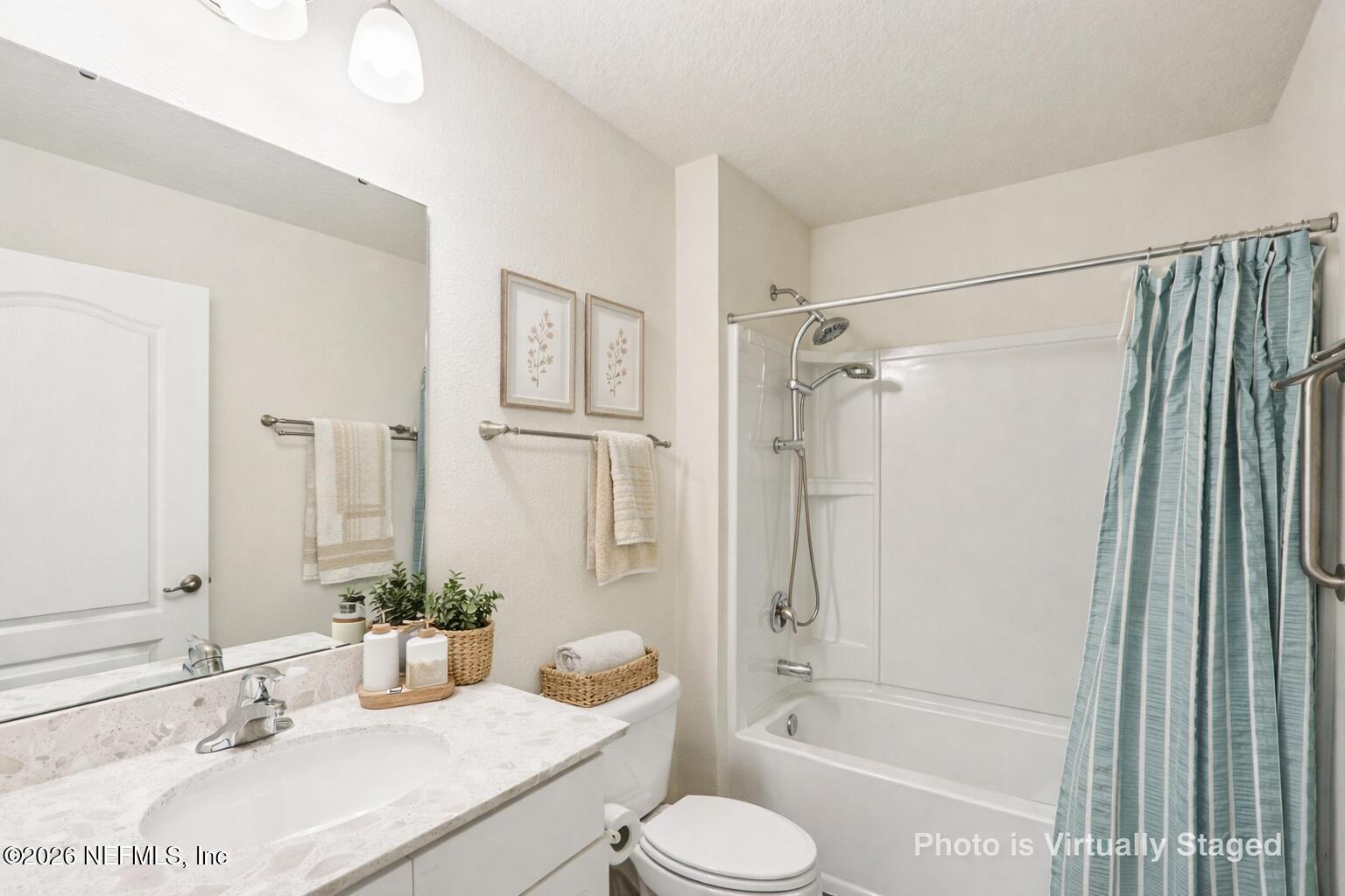 4090 Spring Creek Lane Middleburg, FL 32068 - Photo 22 of 32 Bathroom - Photo is Virtually Staged