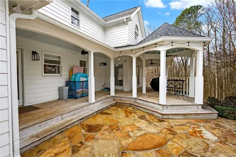 $875,000 | 6385 Burruss Mill Road, Cumming, GA 30041