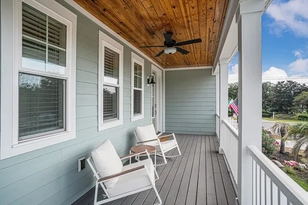 $720,000 | 454 Wilcox Avenue, Murrells Inlet, SC 29576