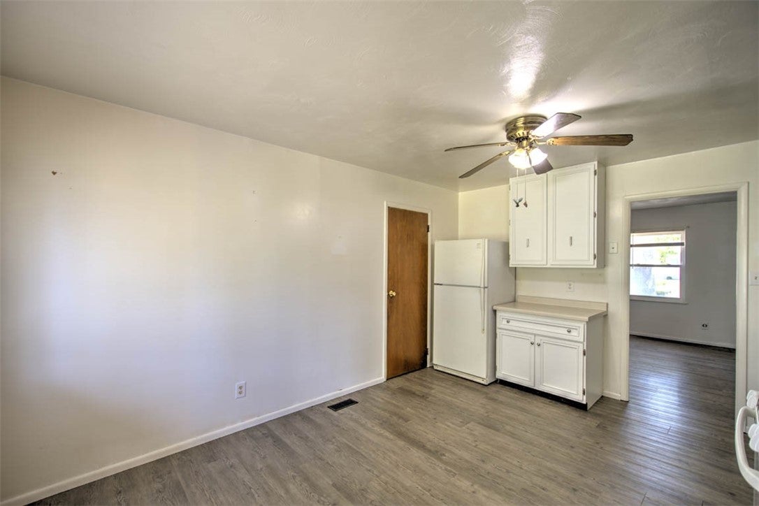 2157 North Dennis Avenue Decatur, IL 62526 - Photo 9 of 24 Gallery Image 9
