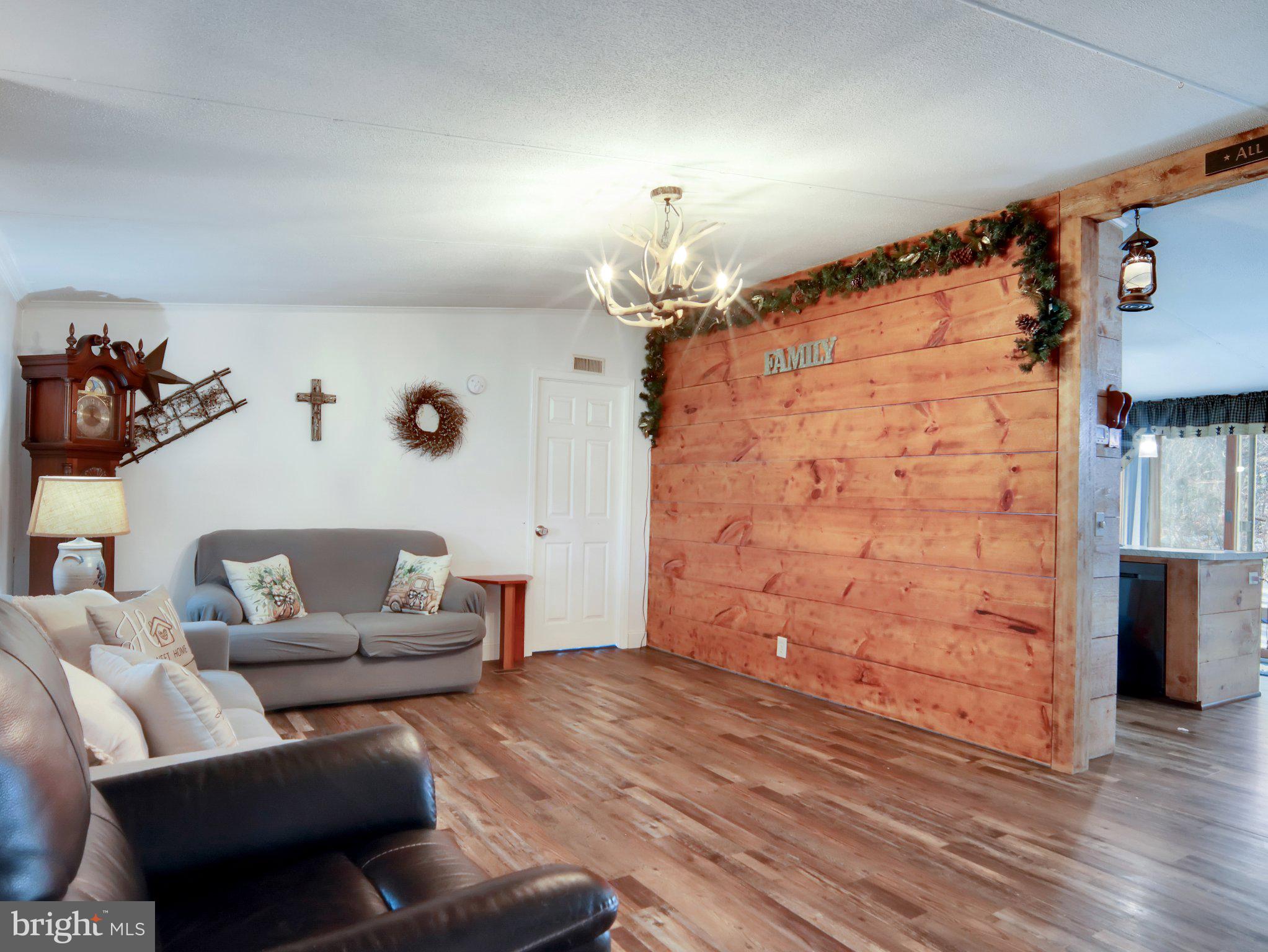 516 Roberts Road Great Cacapon, WV 25422 - Photo 12 of 31 Gallery Image 12