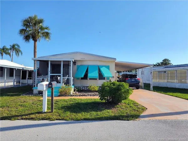 $129,995 | 195 Southeast Trafalgar Terrace, Stuart, FL 34994