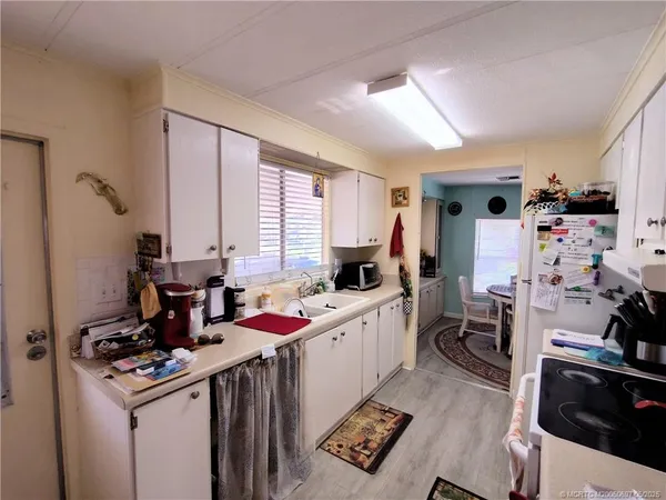 $129,995 | 195 Southeast Trafalgar Terrace, Stuart, FL 34994