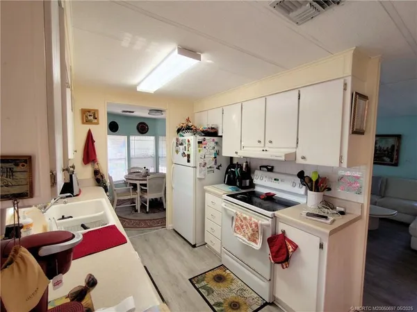 $129,995 | 195 Southeast Trafalgar Terrace, Stuart, FL 34994
