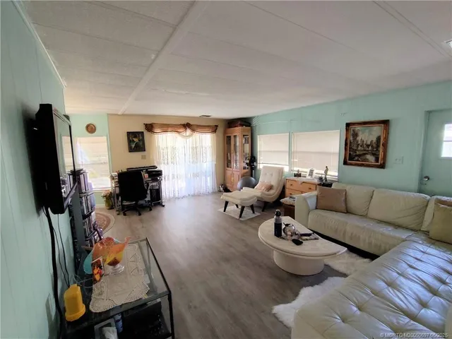 $137,000 | 195 Southeast Trafalgar Terrace, Stuart, FL 34994