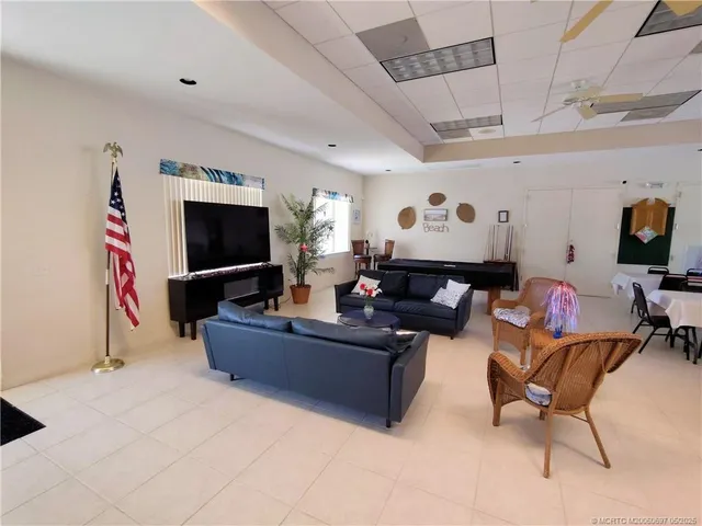 $137,000 | 195 Southeast Trafalgar Terrace, Stuart, FL 34994