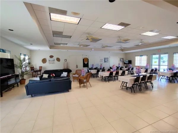 $129,995 | 195 Southeast Trafalgar Terrace, Stuart, FL 34994
