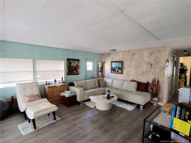 $137,000 | 195 Southeast Trafalgar Terrace, Stuart, FL 34994