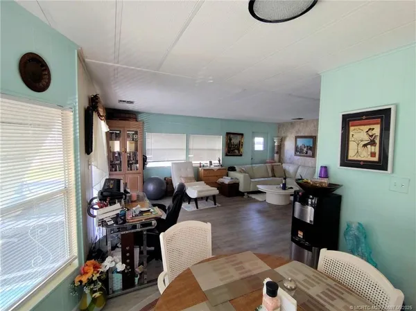 $129,995 | 195 Southeast Trafalgar Terrace, Stuart, FL 34994