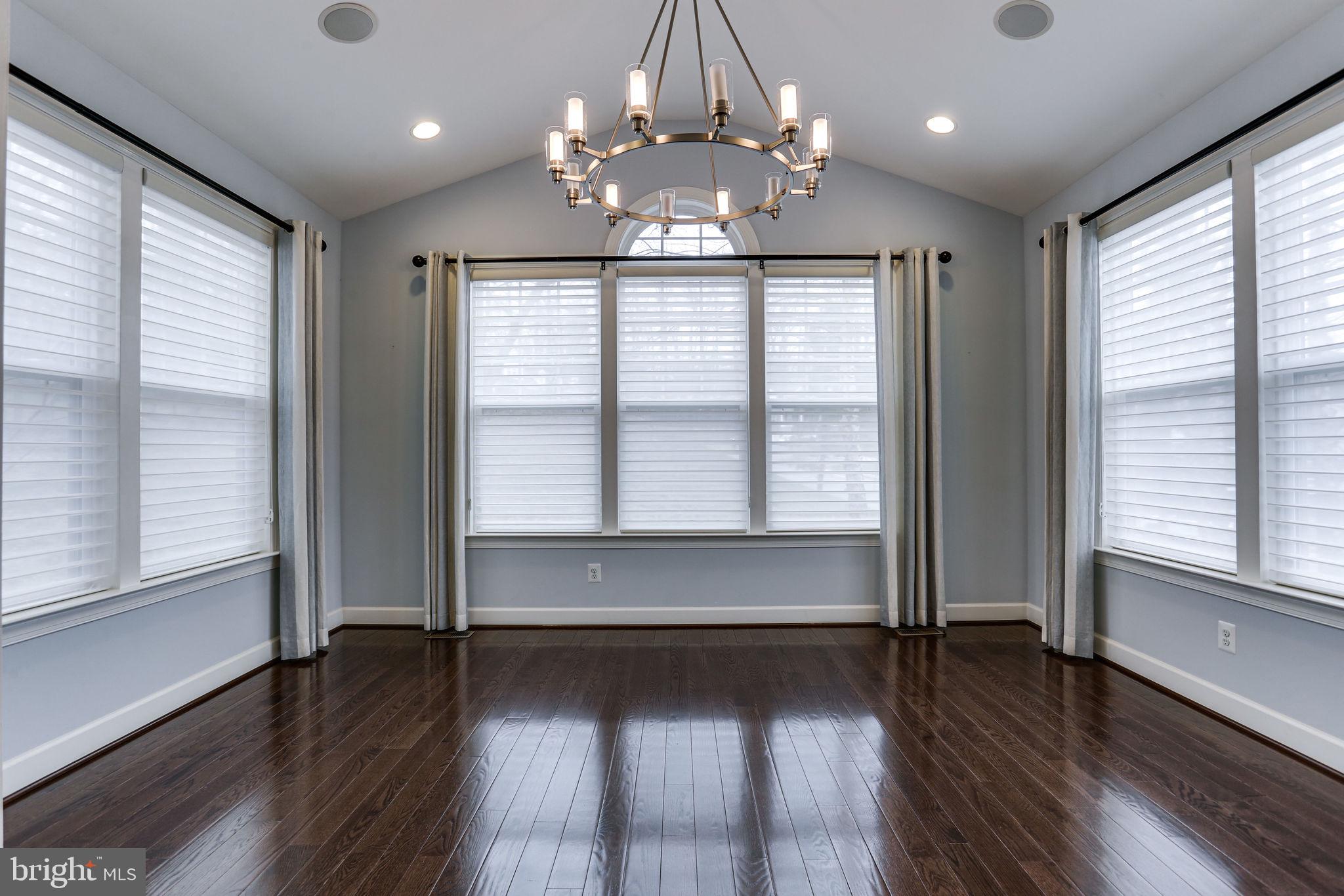 1303 Scotts Run Road McLean, VA 22102 - Photo 21 of 113 Gallery Image 21
