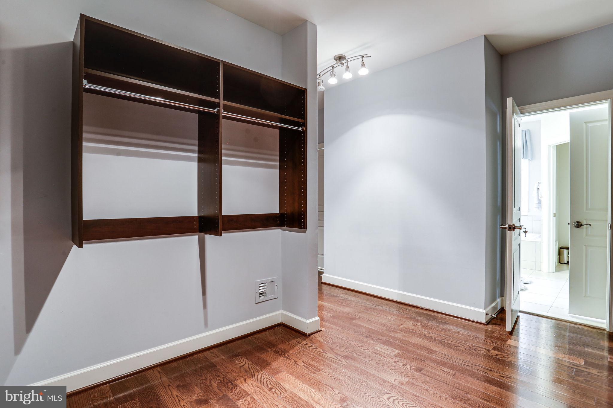 1303 Scotts Run Road McLean, VA 22102 - Photo 69 of 113 Gallery Image 69
