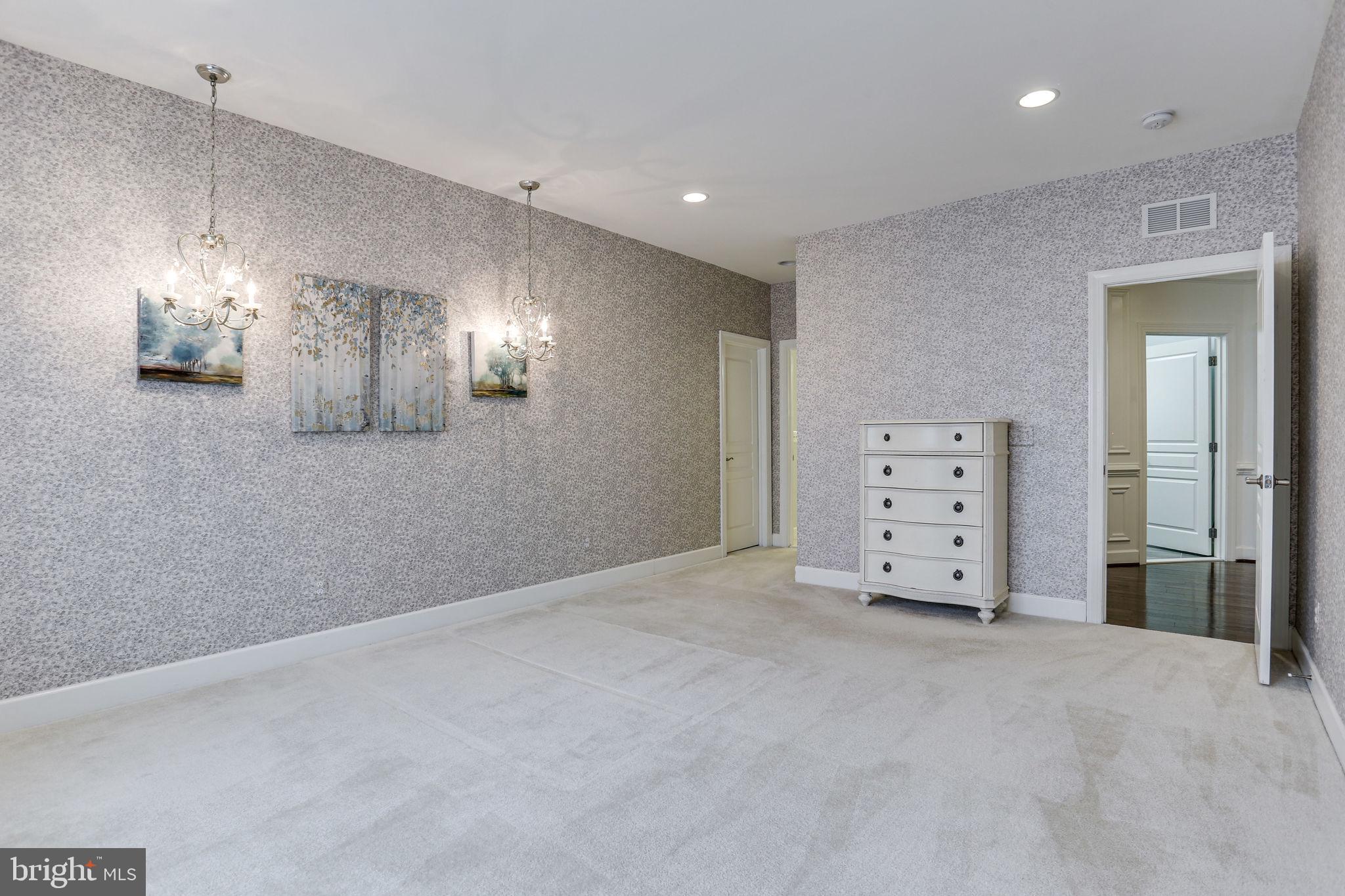 1303 Scotts Run Road McLean, VA 22102 - Photo 73 of 113 Gallery Image 73