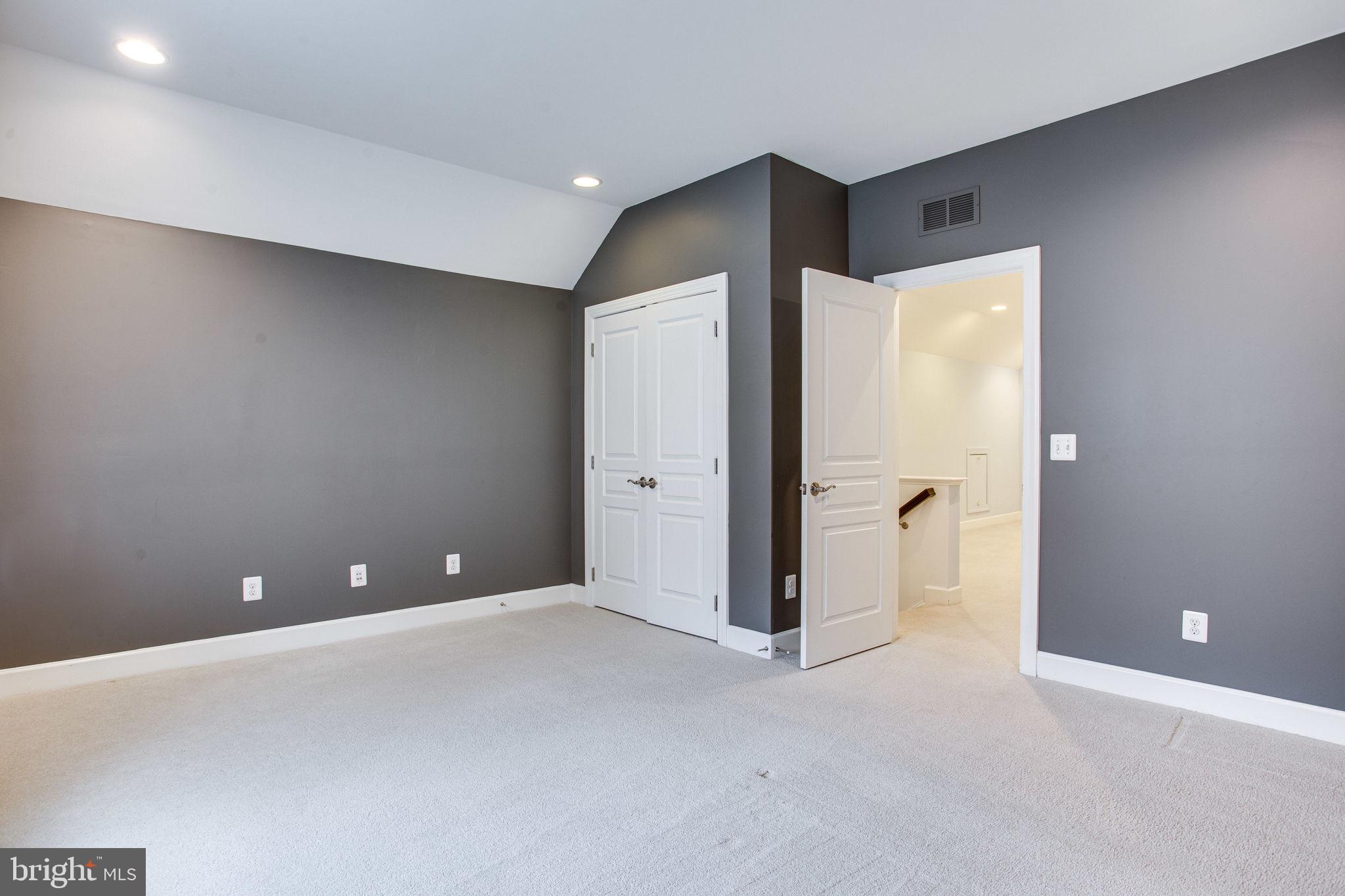 1303 Scotts Run Road McLean, VA 22102 - Photo 84 of 113 Gallery Image 84