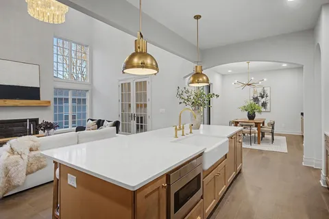 $1,879,900 | 713 South 12th Street, Nashville, TN 37206