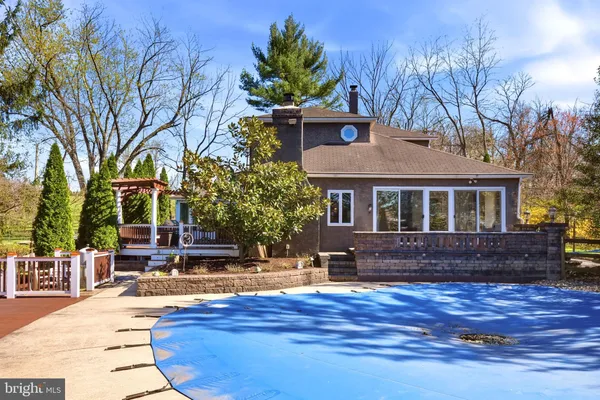 $925,000 | 916 General Howe Drive, West Chester, PA 19382