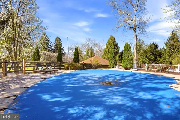 $925,000 | 916 General Howe Drive, West Chester, PA 19382