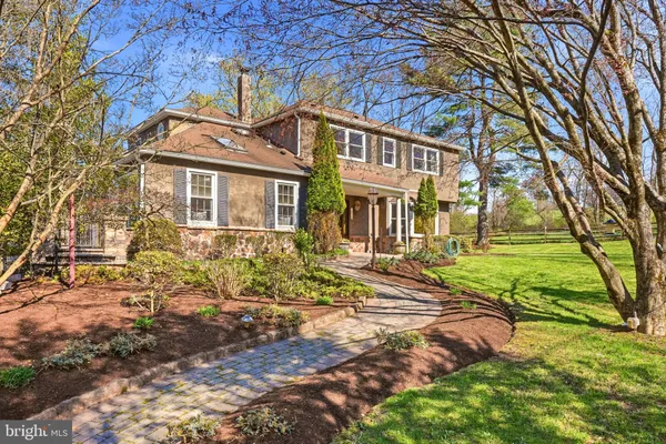 $925,000 | 916 General Howe Drive, West Chester, PA 19382