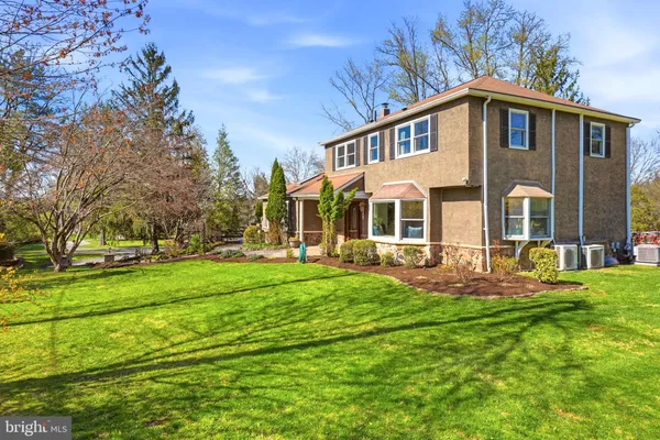 $925,000 | 916 General Howe Drive, West Chester, PA 19382