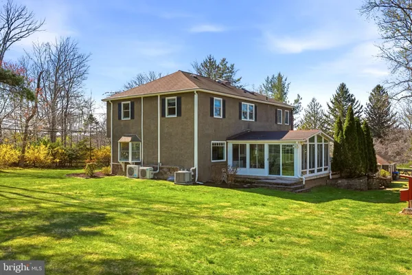 $925,000 | 916 General Howe Drive, West Chester, PA 19382