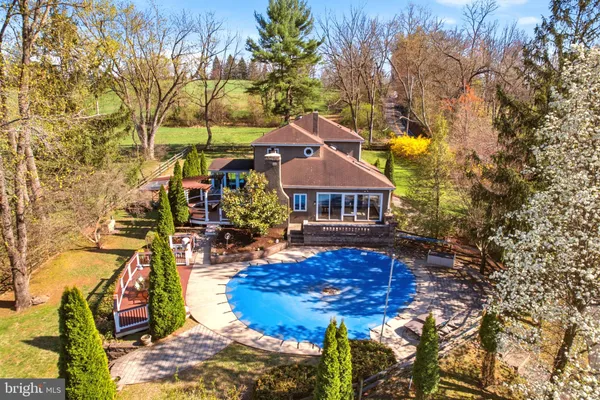 $925,000 | 916 General Howe Drive, West Chester, PA 19382