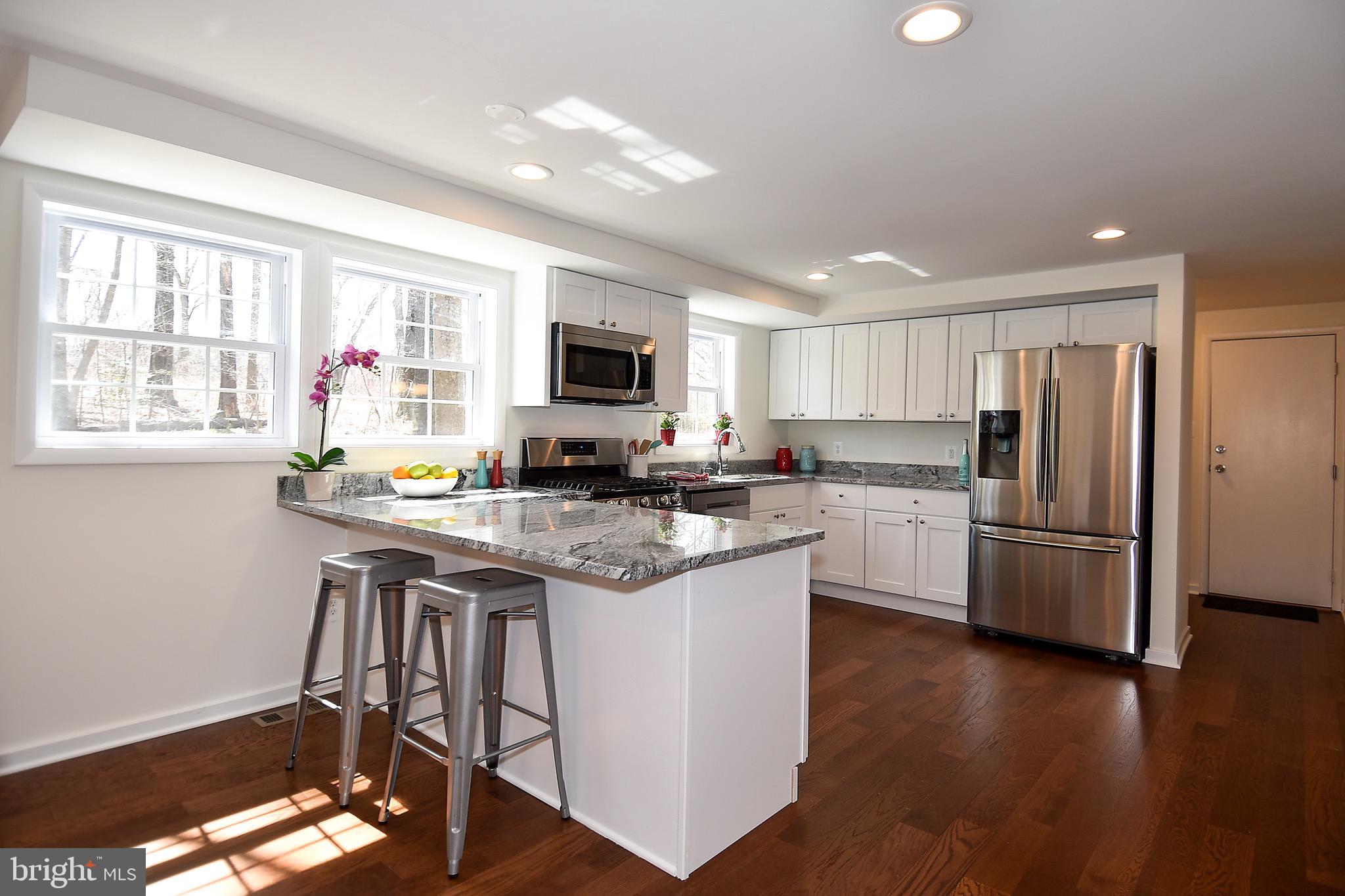 503 Burning Tree Circle Arnold, MD 21012 - Photo 14 of 39 Large kitchen with peninsula.