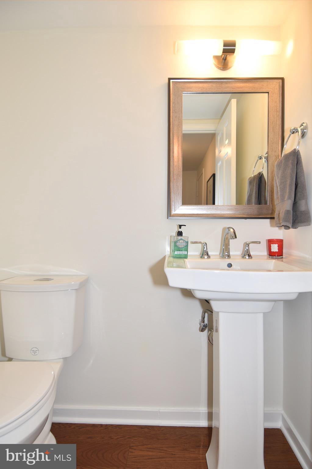 503 Burning Tree Circle Arnold, MD 21012 - Photo 32 of 39 Powder room main floor