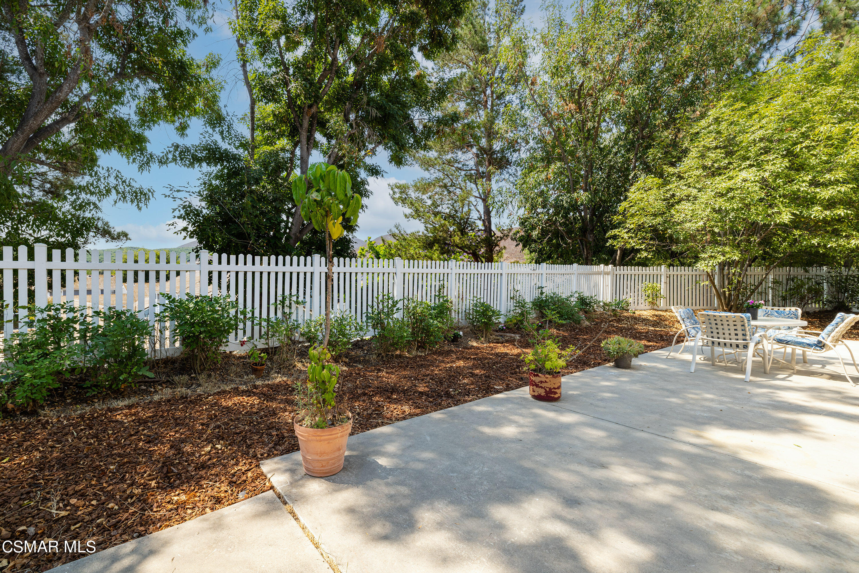 434 Algonquin Drive Simi Valley, CA 93065 - Photo 23 of 30 a view of a park with plants and trees