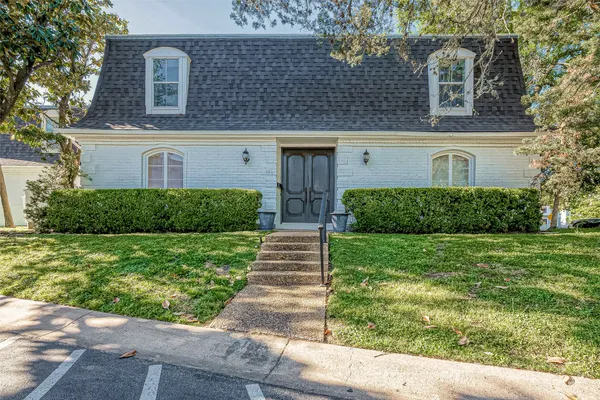 $5,500 | 161 Sage Road, Houston, TX 77056