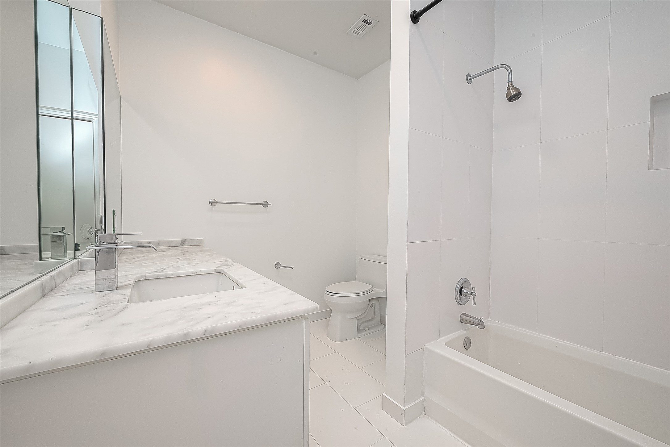 161 Sage Road Houston, TX 77056 - Photo 24 of 36