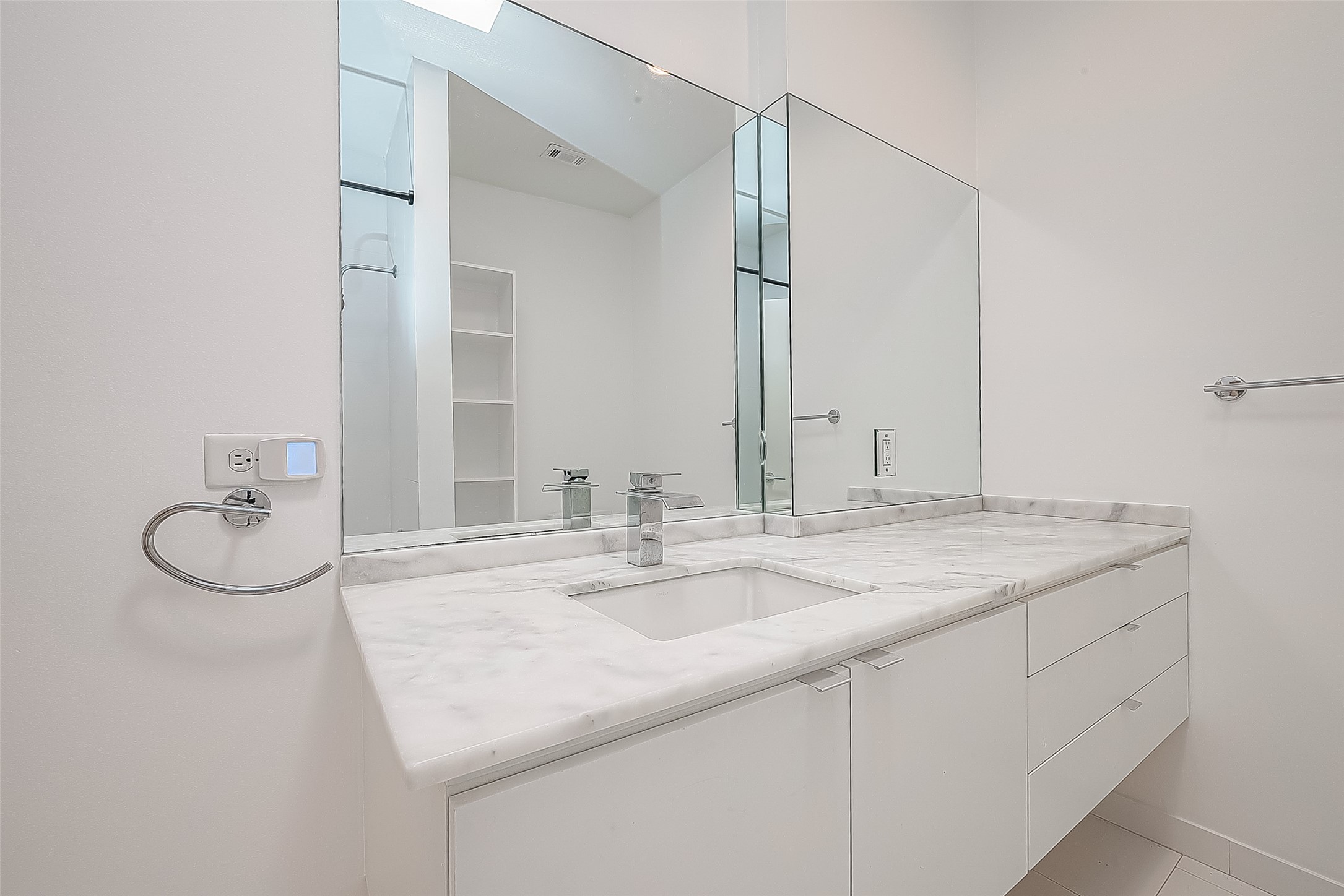 161 Sage Road Houston, TX 77056 - Photo 25 of 36