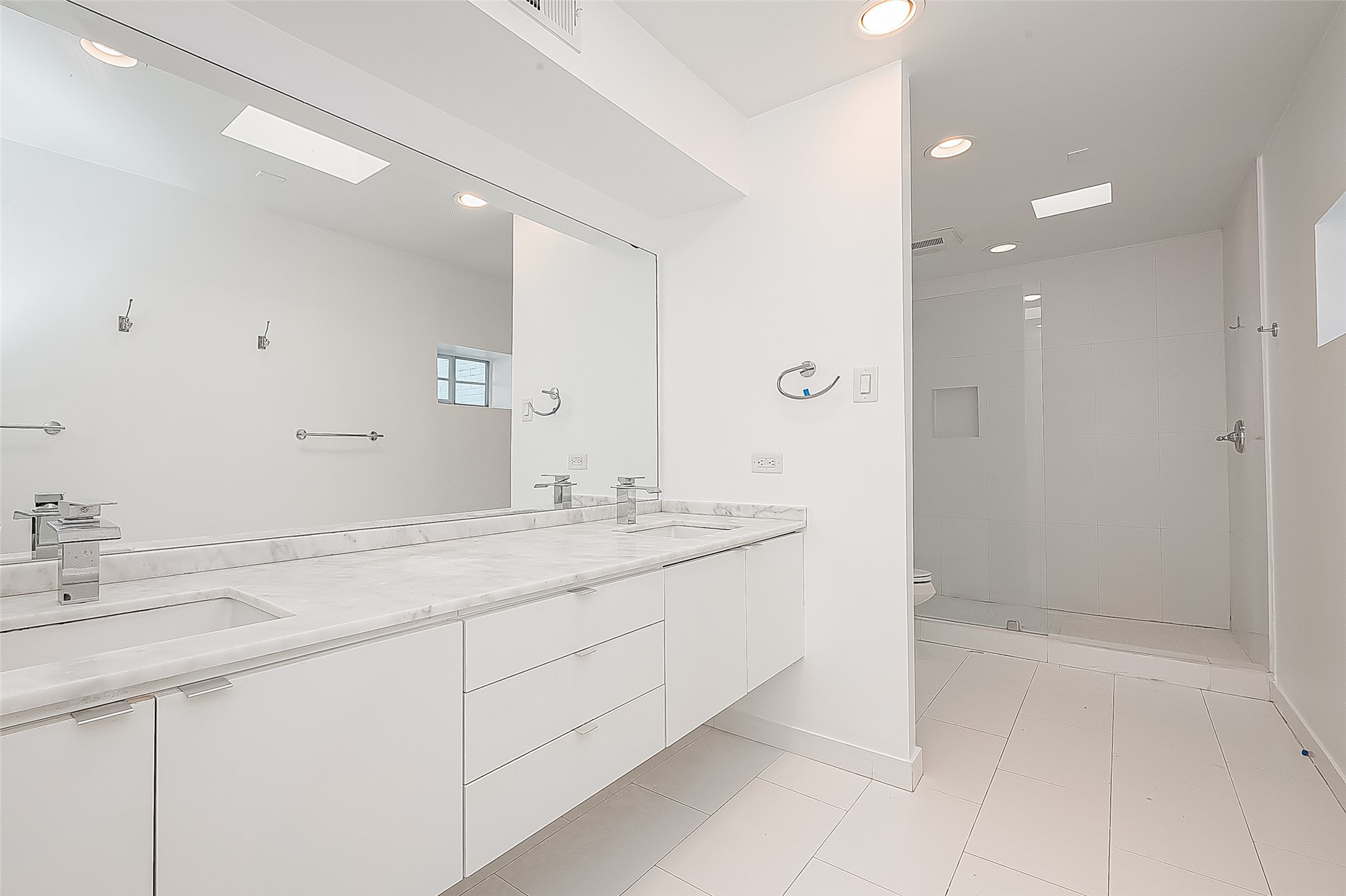 161 Sage Road Houston, TX 77056 - Photo 32 of 36