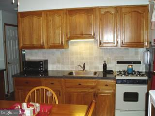 9339 Annapolis Road Philadelphia, PA 19114 - Photo 3 of 6 Gallery Image 3