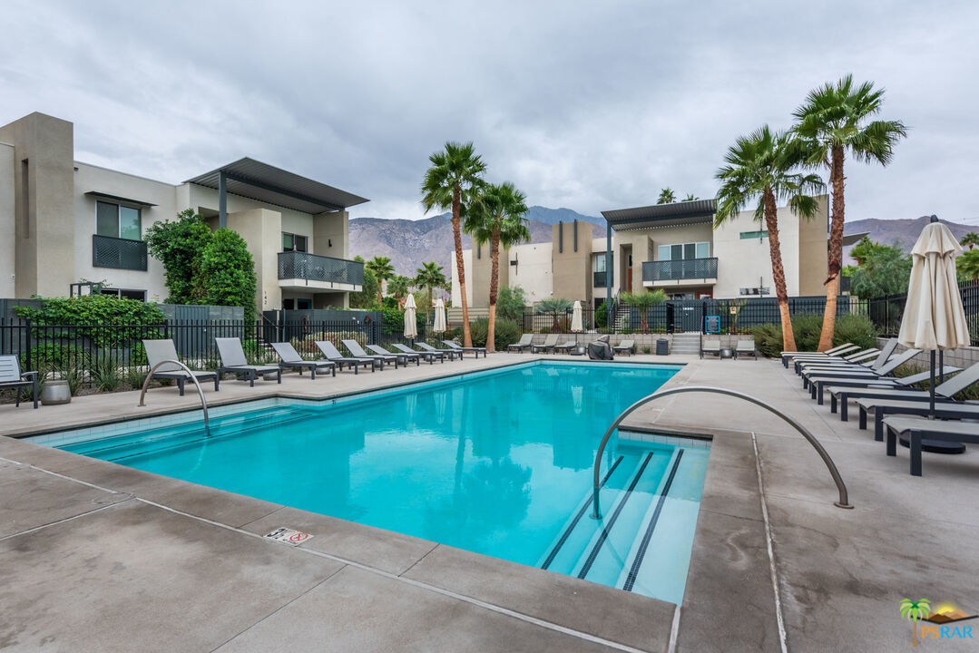 217 The River Palm Springs, CA 92262 - Photo 10 of 37 Gallery Image 10