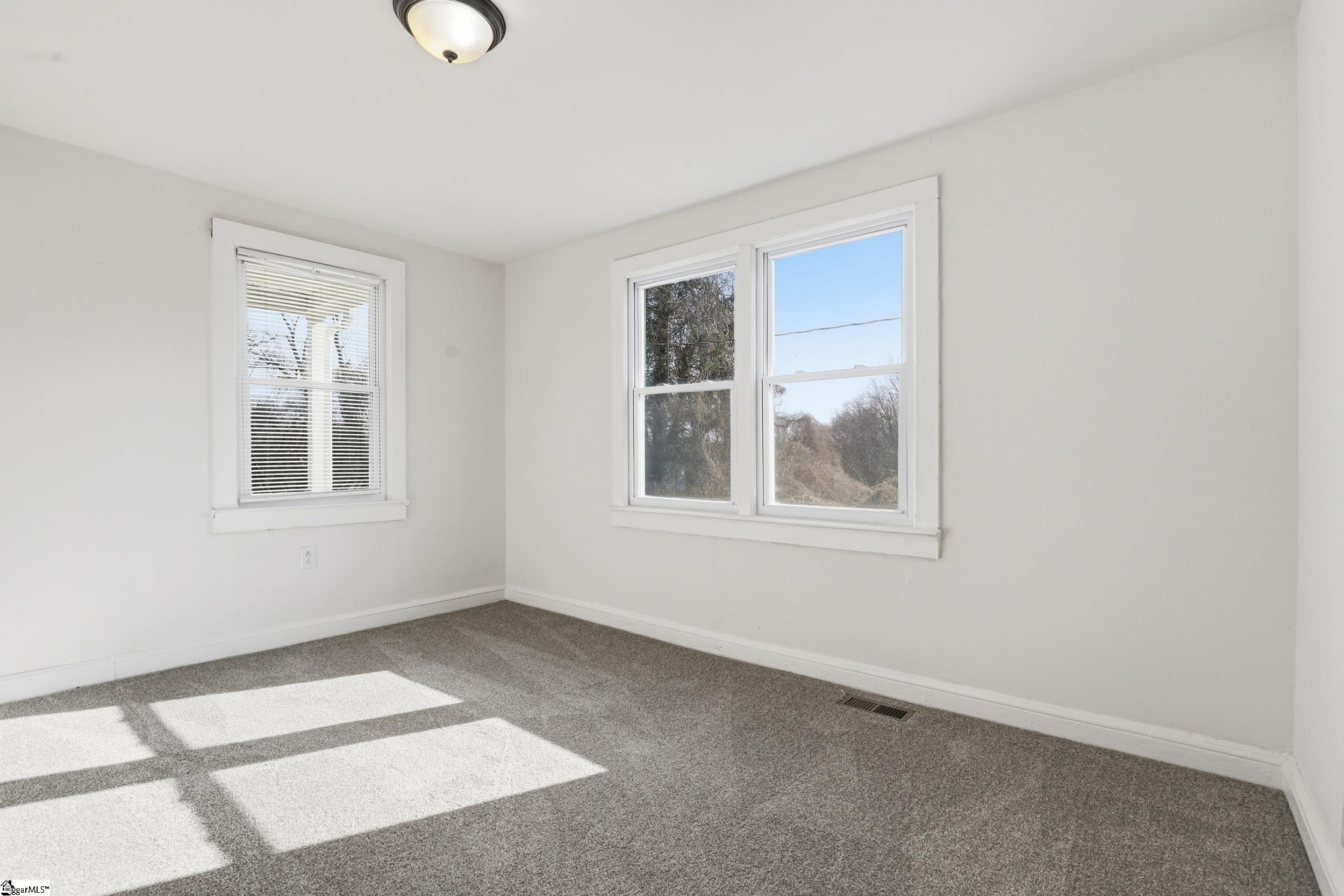 8 Cotton Street Greenville, SC 29609 - Photo 19 of 28