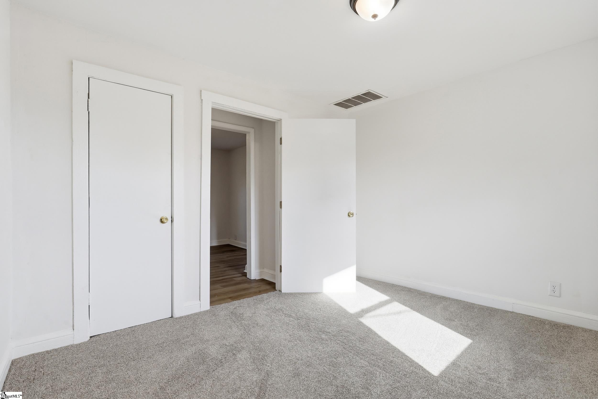 8 Cotton Street Greenville, SC 29609 - Photo 26 of 28