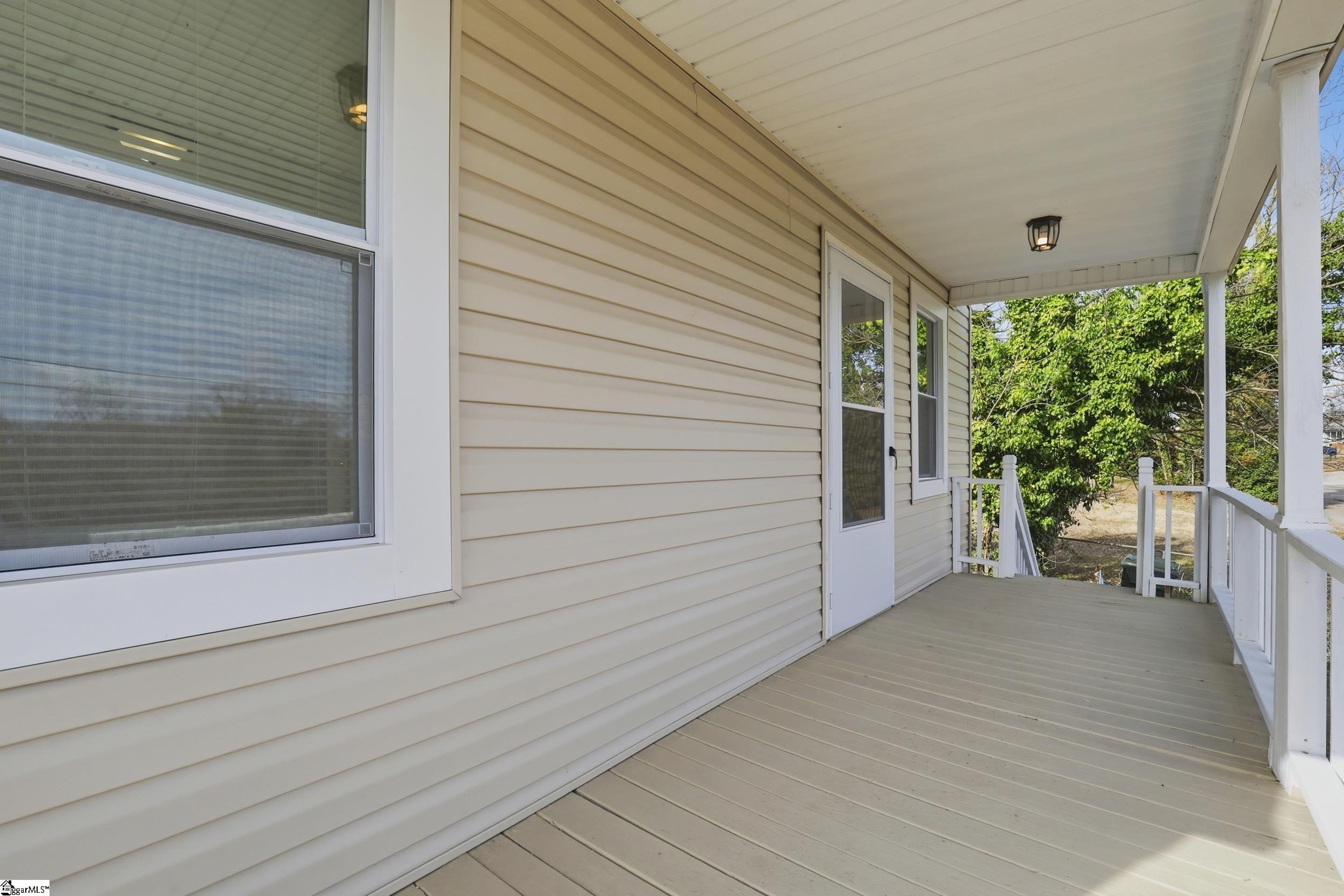 8 Cotton Street Greenville, SC 29609 - Photo 5 of 28