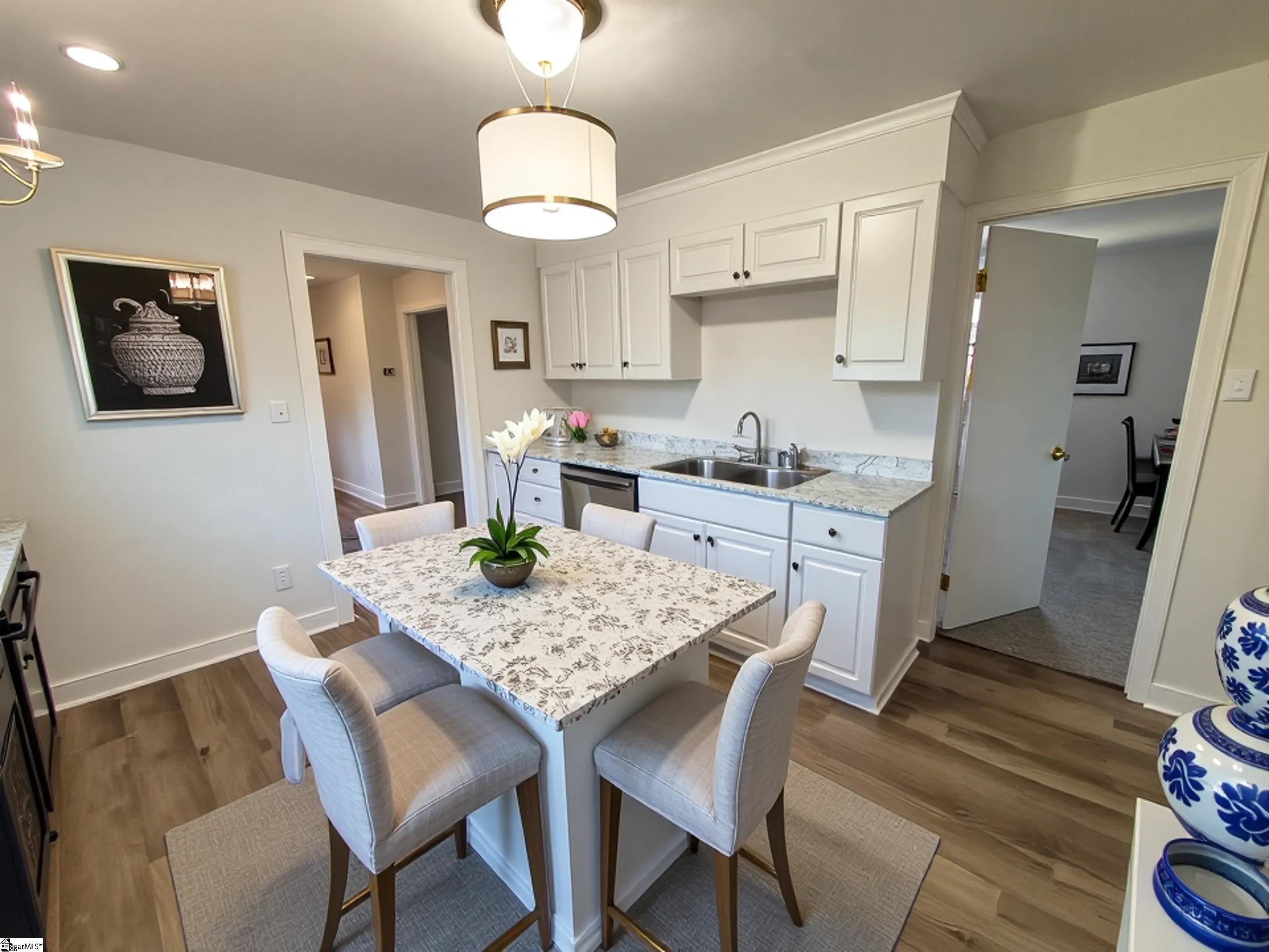 8 Cotton Street Greenville, SC 29609 - Photo 5 of 42