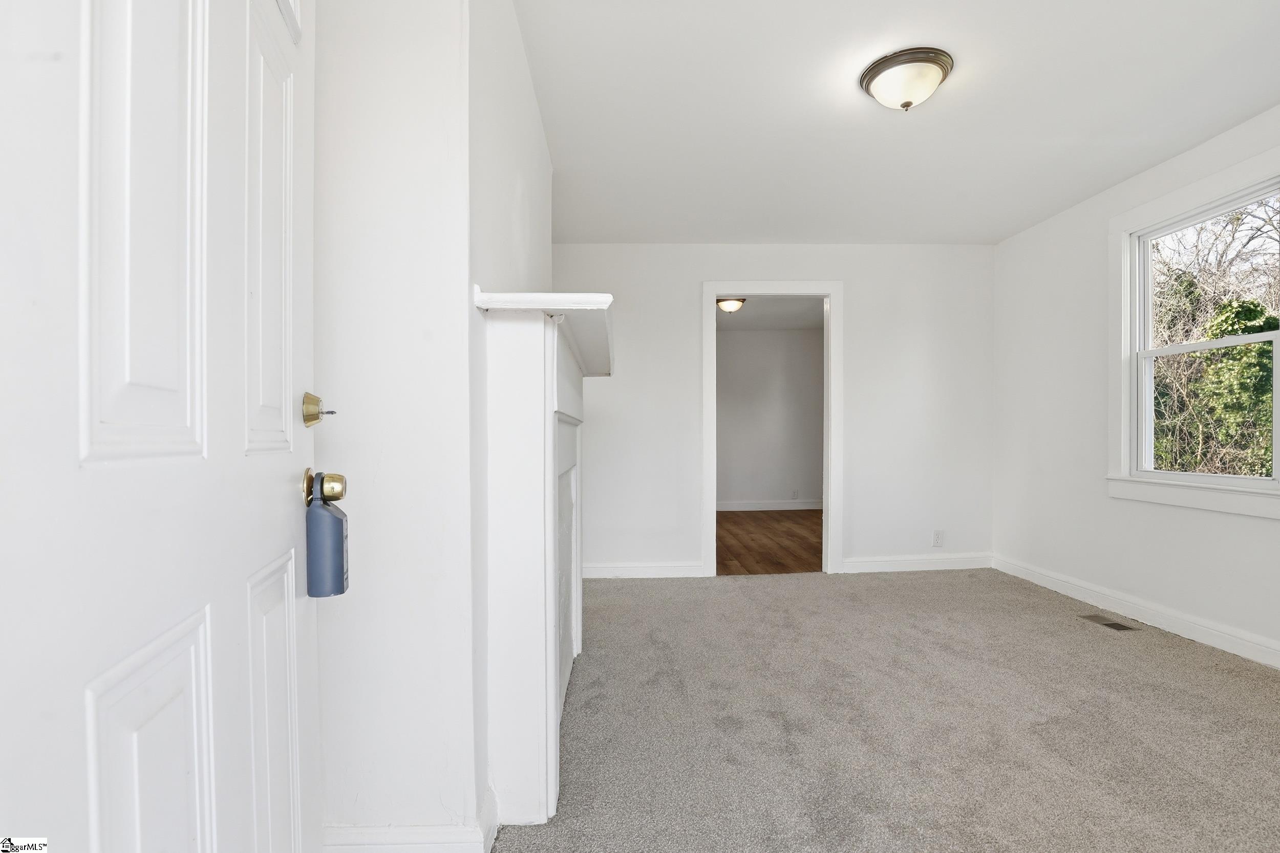 8 Cotton Street Greenville, SC 29609 - Photo 6 of 28