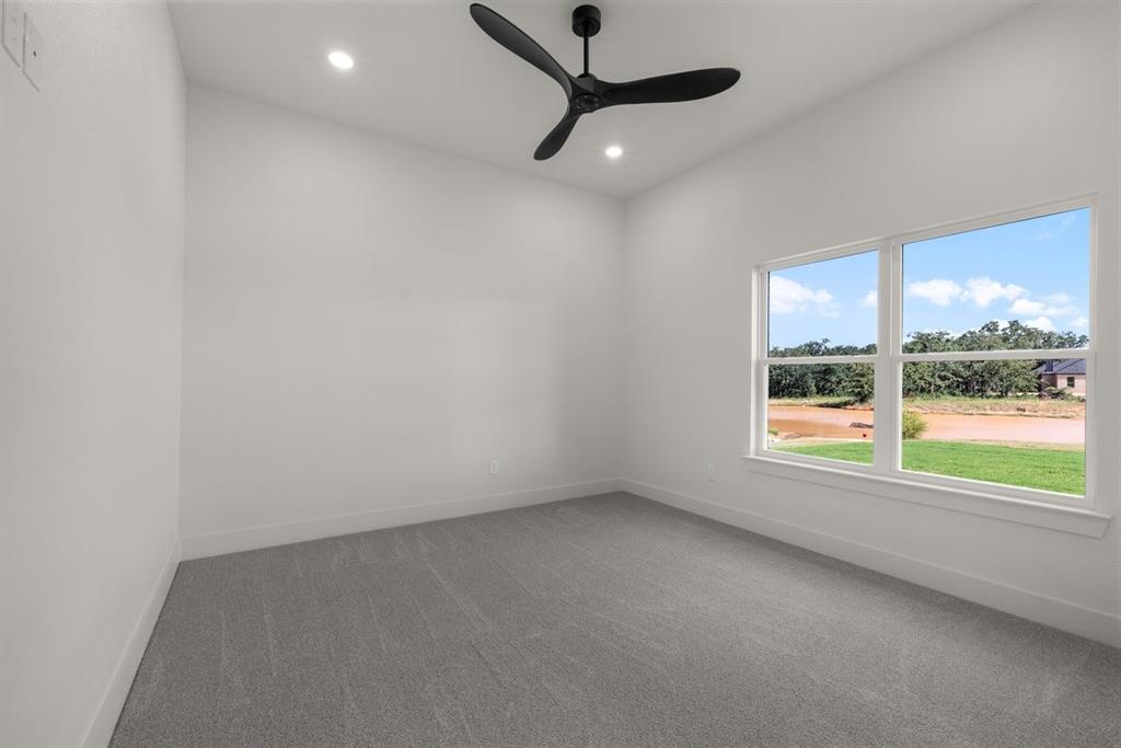 508 Ashlow Court Springtown, TX 76082 - Photo 11 of 21