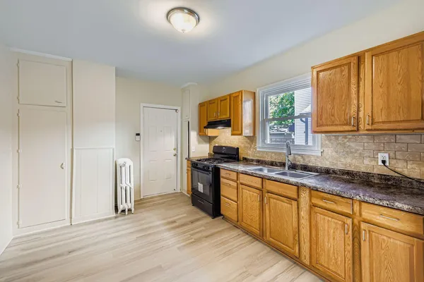 $2,699 | 2630 14th Avenue South, Minneapolis, MN 55407