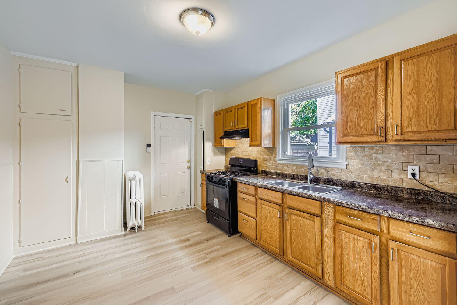 2630 14th Avenue South Minneapolis, MN 55407 - Photo 9 of 28